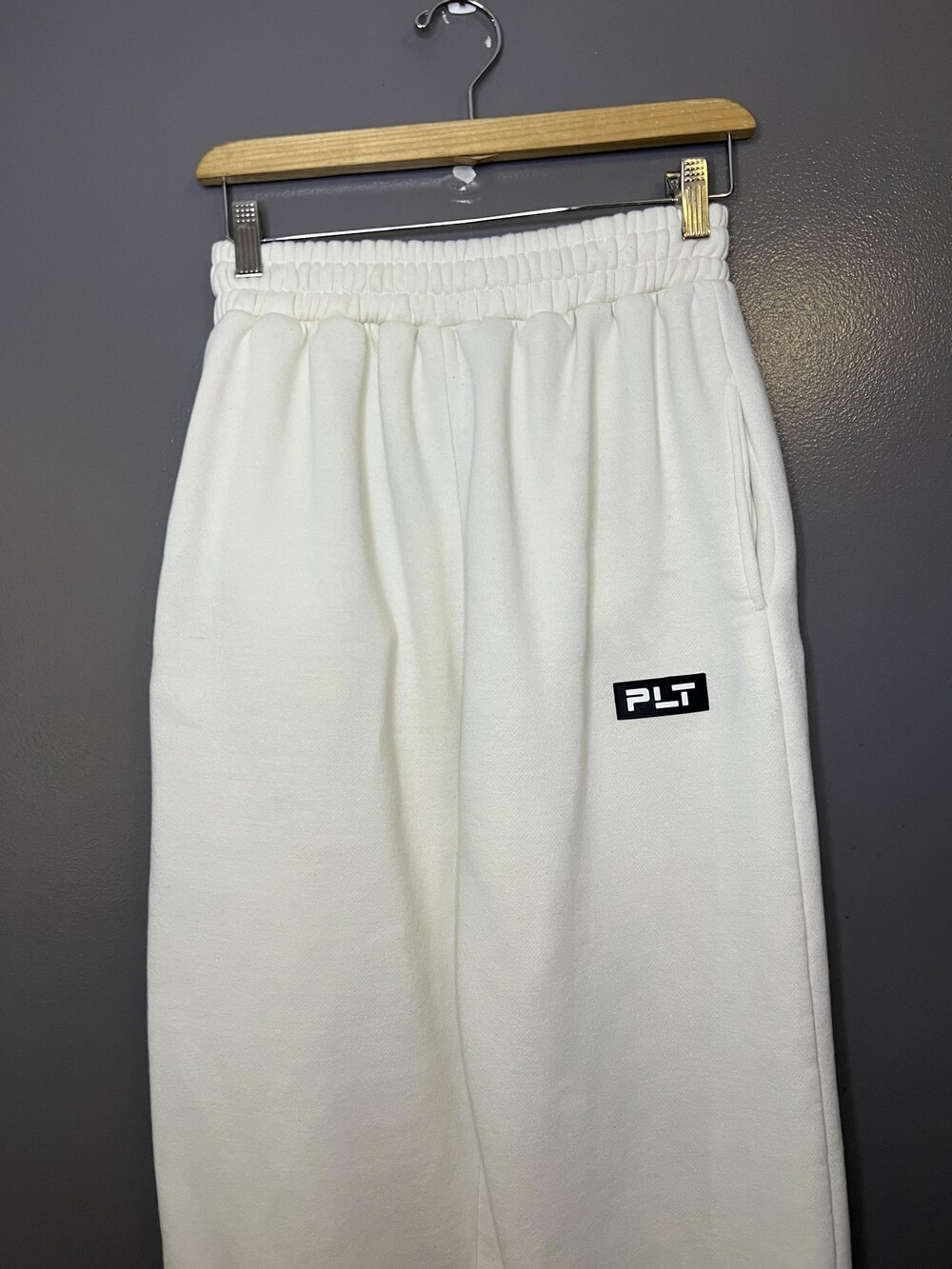 PrettyLittleThing Pants Womens Medium White Fleece Straight Leg Lounge Pockets